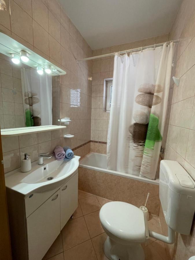 Apartment Ruzarija *