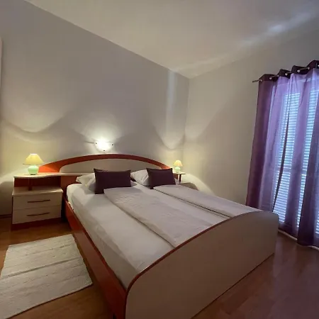 Apartmani Ruzarija Rab Town Exterior foto
