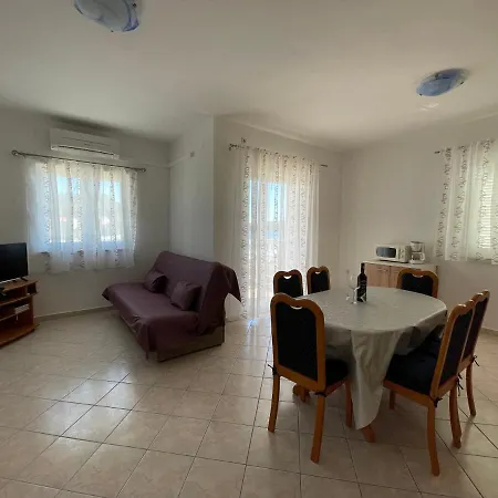 Apartmani Ruzarija Rab Town Exterior foto