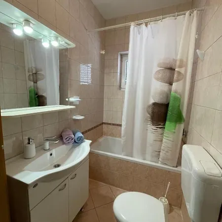 Apartmani Ruzarija Rab Town Exterior foto