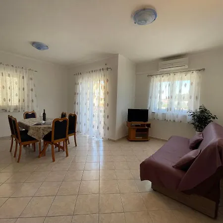 Apartmani Ruzarija Rab Town Exterior foto