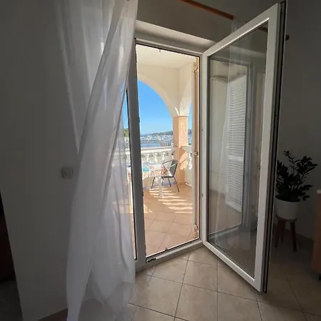 Apartmani Ruzarija Rab Town Exterior foto
