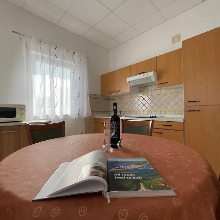 Apartmani Ruzarija Rab Town Exterior foto